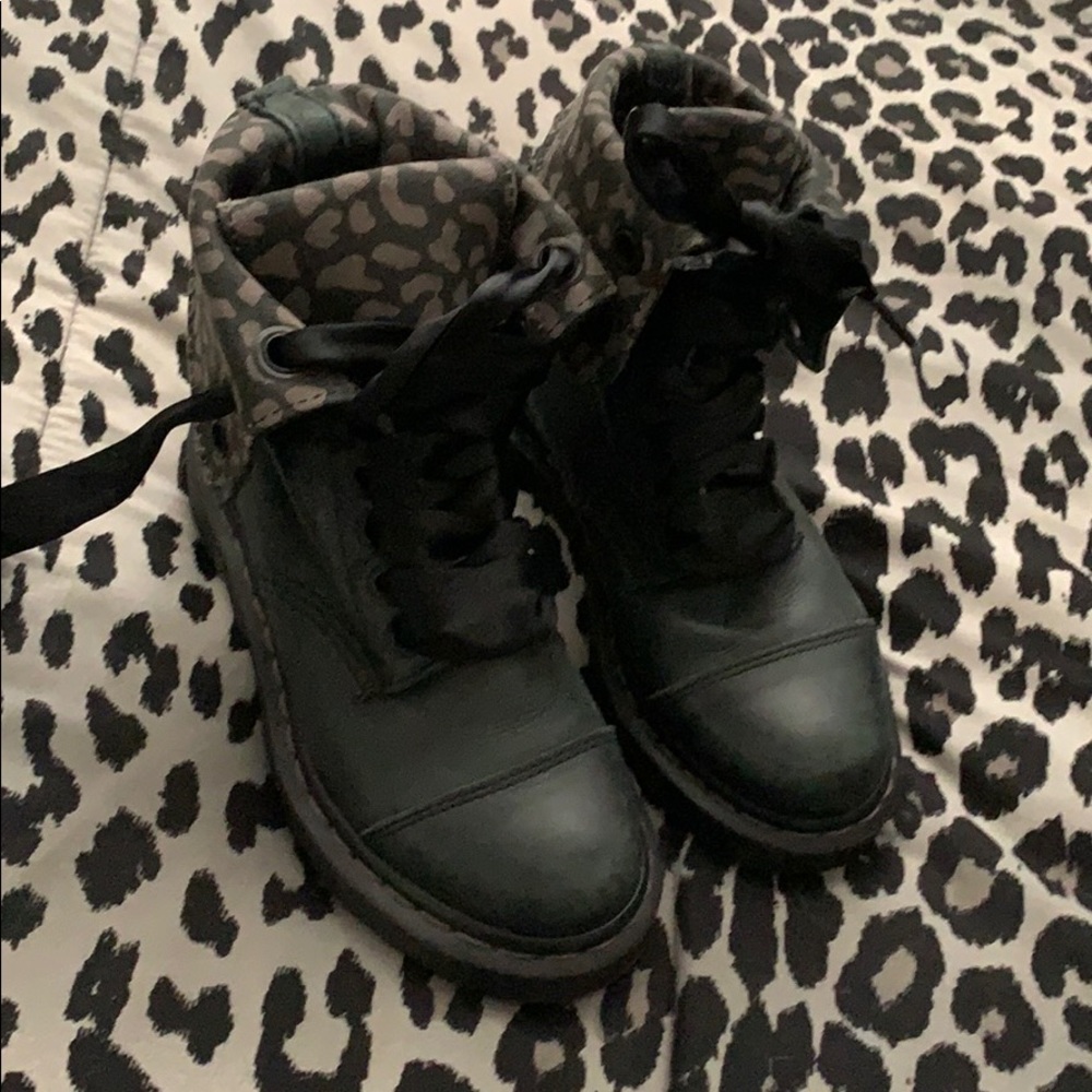 Dr. Martins